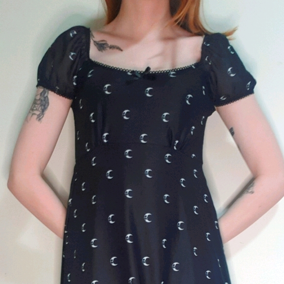 Killstar mona dress - Picture 2 of 4